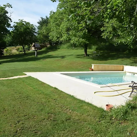 Holiday home Le Pompon D'or