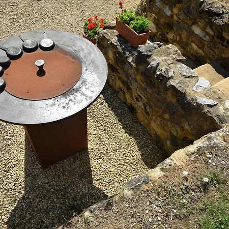 Le Pompon D'or Saint-Pompont