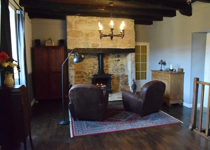 Le Pompon D'or Saint-Pompont