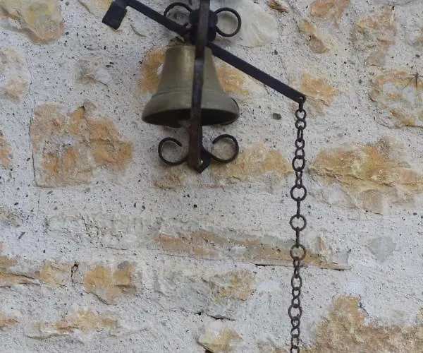 Le Pompon D'or Casa de Férias *